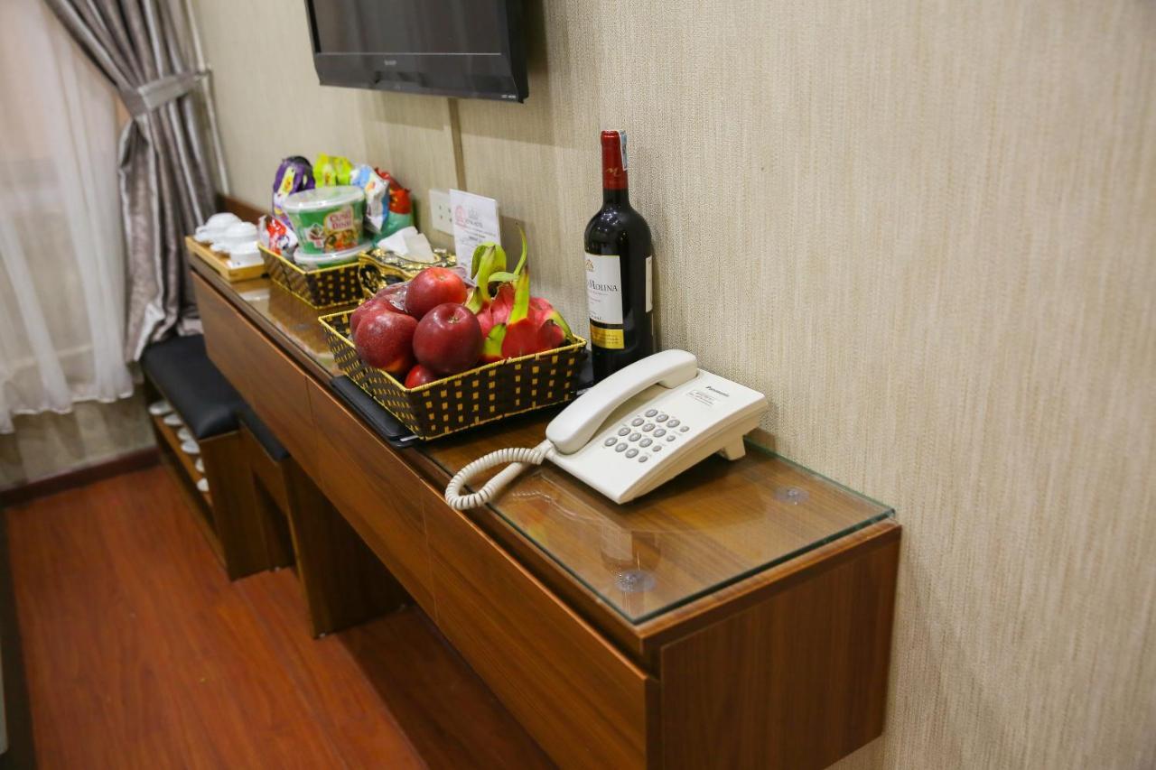Royal Hotel ハノイ市 エクステリア 写真